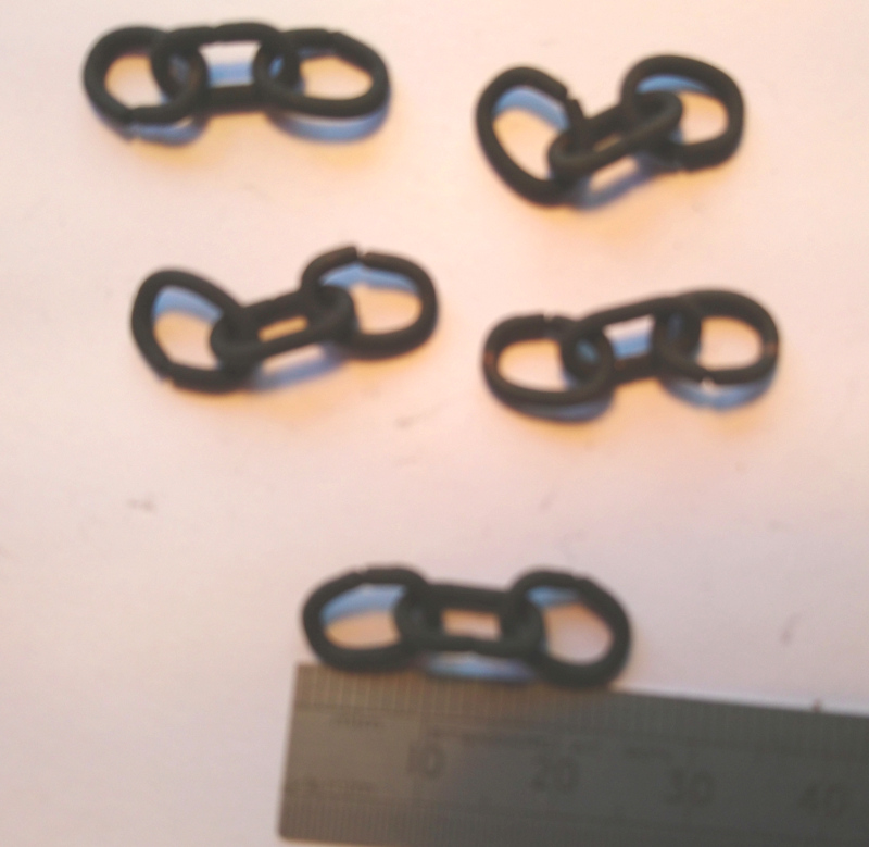 Three Link Coupling Chain (Pack of 5) gardenrailways.co.uk