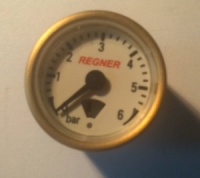 Regner 23mm Brass or Black Pressure Gauge 30180-SW